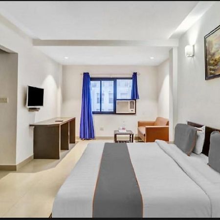 Aerocity Hotel Jindal Palace Delhi- A Well Hygiene Property"All Staff Vaccinated " 뉴델리 외부 사진