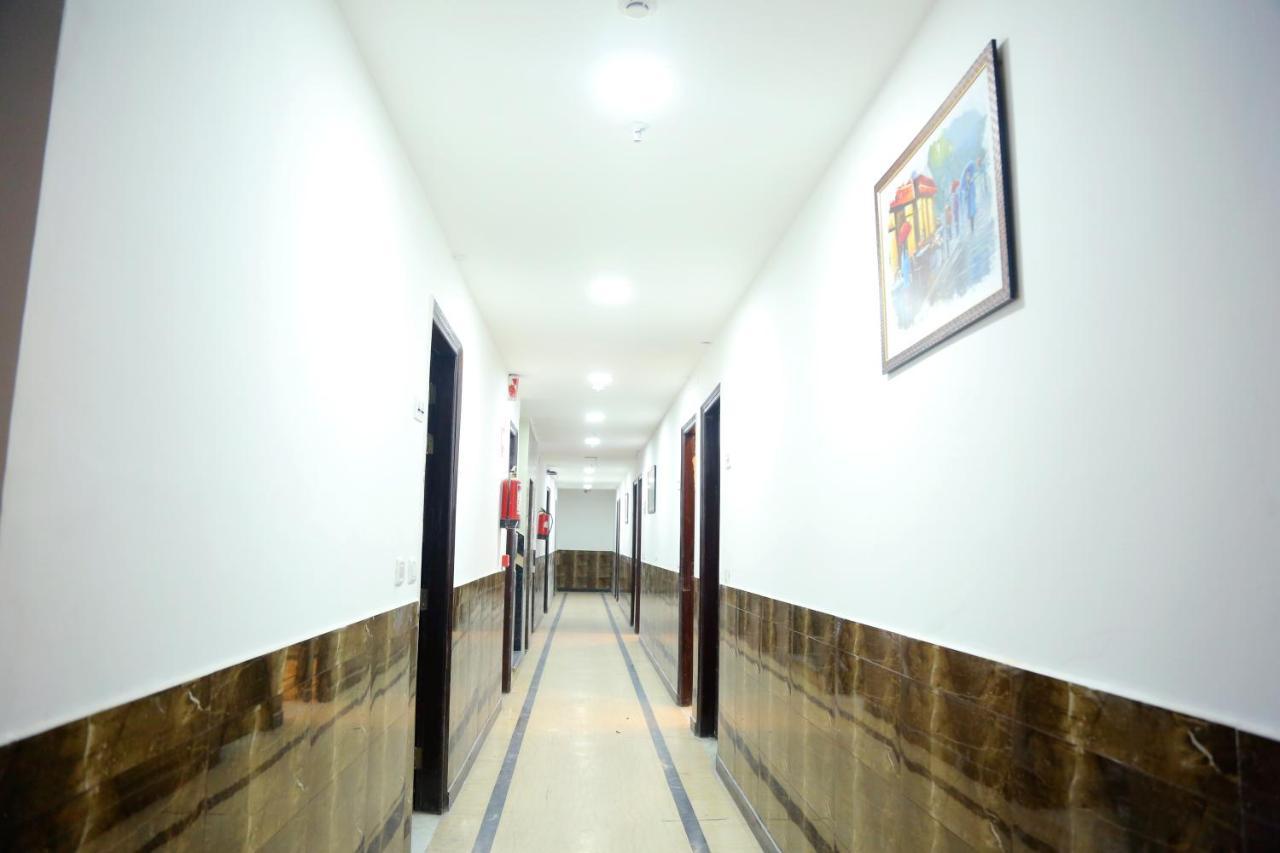 Aerocity Hotel Jindal Palace Delhi- A Well Hygiene Property"All Staff Vaccinated " 뉴델리 외부 사진