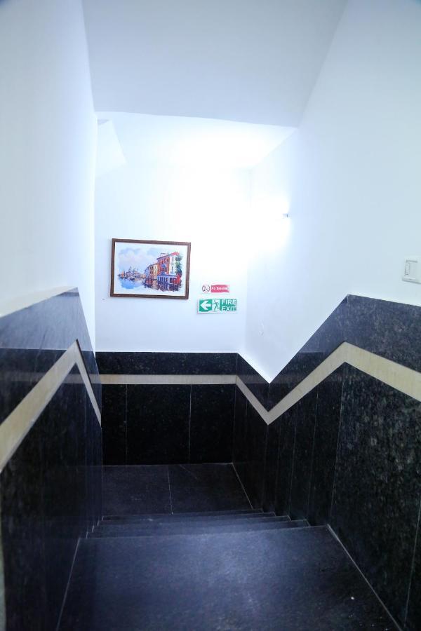 Aerocity Hotel Jindal Palace Delhi- A Well Hygiene Property"All Staff Vaccinated " 뉴델리 외부 사진