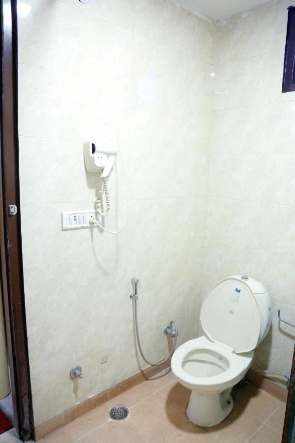 Aerocity Hotel Jindal Palace Delhi- A Well Hygiene Property"All Staff Vaccinated " 뉴델리 외부 사진