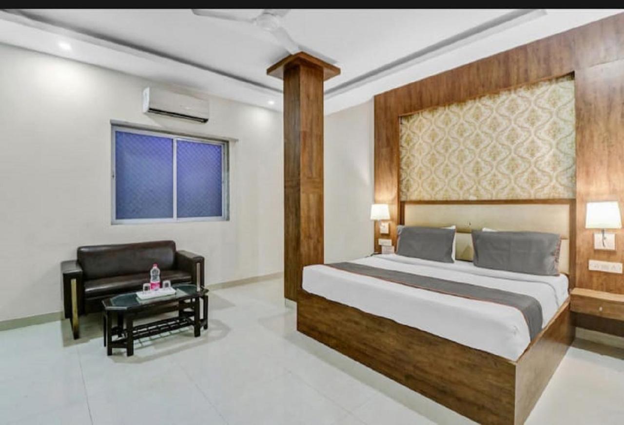 Aerocity Hotel Jindal Palace Delhi- A Well Hygiene Property"All Staff Vaccinated " 뉴델리 외부 사진