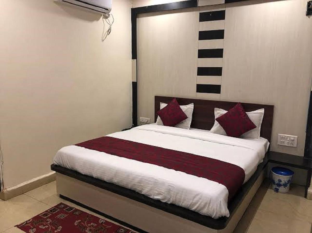 Aerocity Hotel Jindal Palace Delhi- A Well Hygiene Property"All Staff Vaccinated " 뉴델리 외부 사진