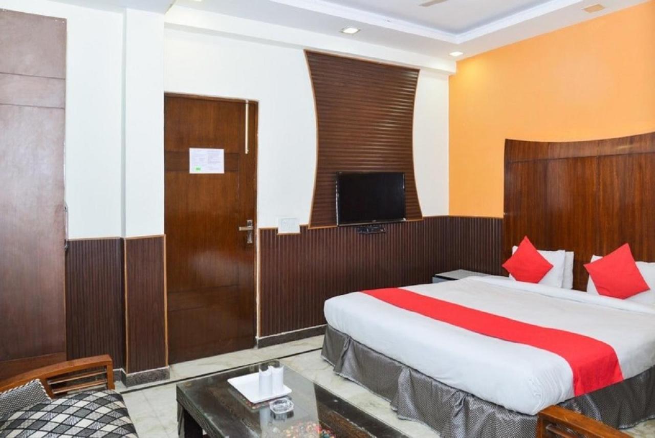 Aerocity Hotel Jindal Palace Delhi- A Well Hygiene Property"All Staff Vaccinated " 뉴델리 외부 사진