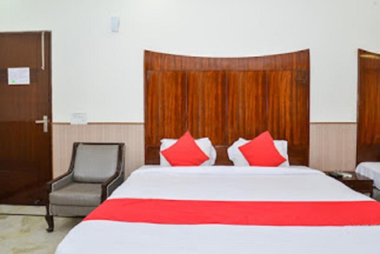 Aerocity Hotel Jindal Palace Delhi- A Well Hygiene Property"All Staff Vaccinated " 뉴델리 외부 사진